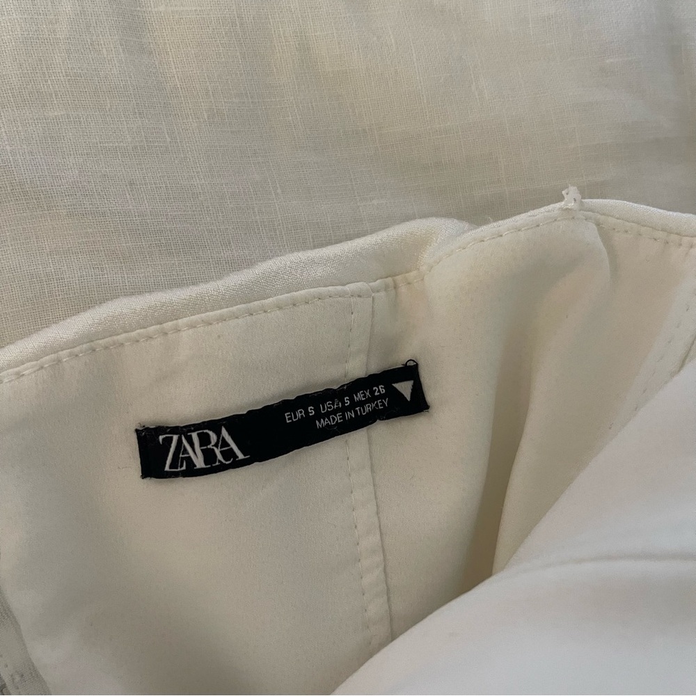 Zara Strapless Ruched Top - Picture 3 of 3